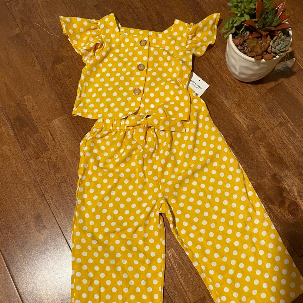 Rare ed Girl button top & pants sets with tag